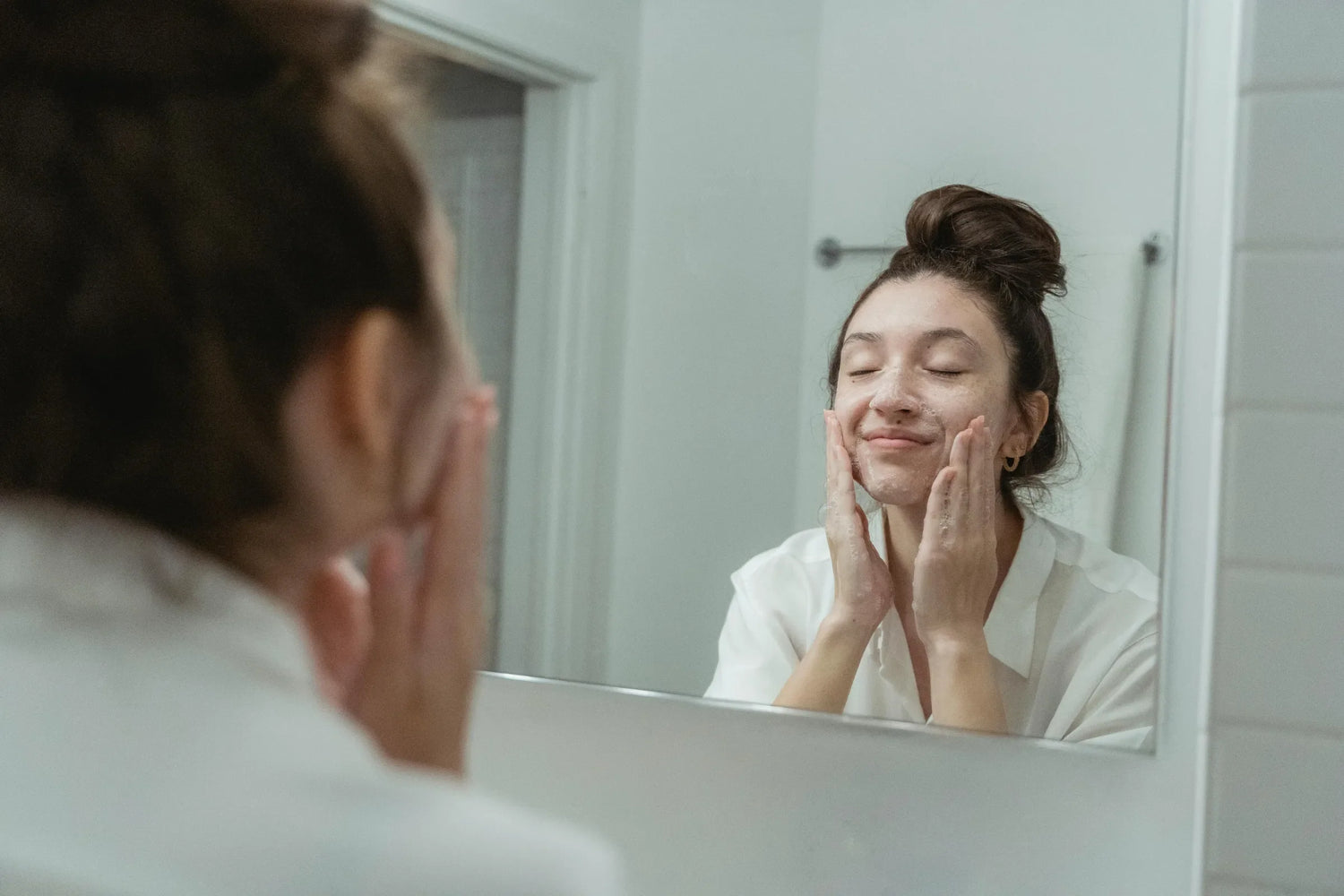 The Top Korean Skincare Ingredients and Their Benefits for Glowing Skin